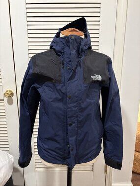 The North Face Men's Rain Jacket Navy Blue Hooded